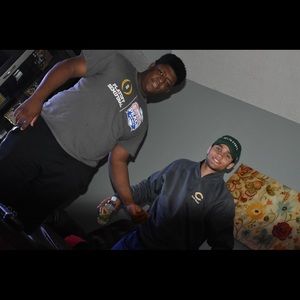 Meet your Posher, Dee